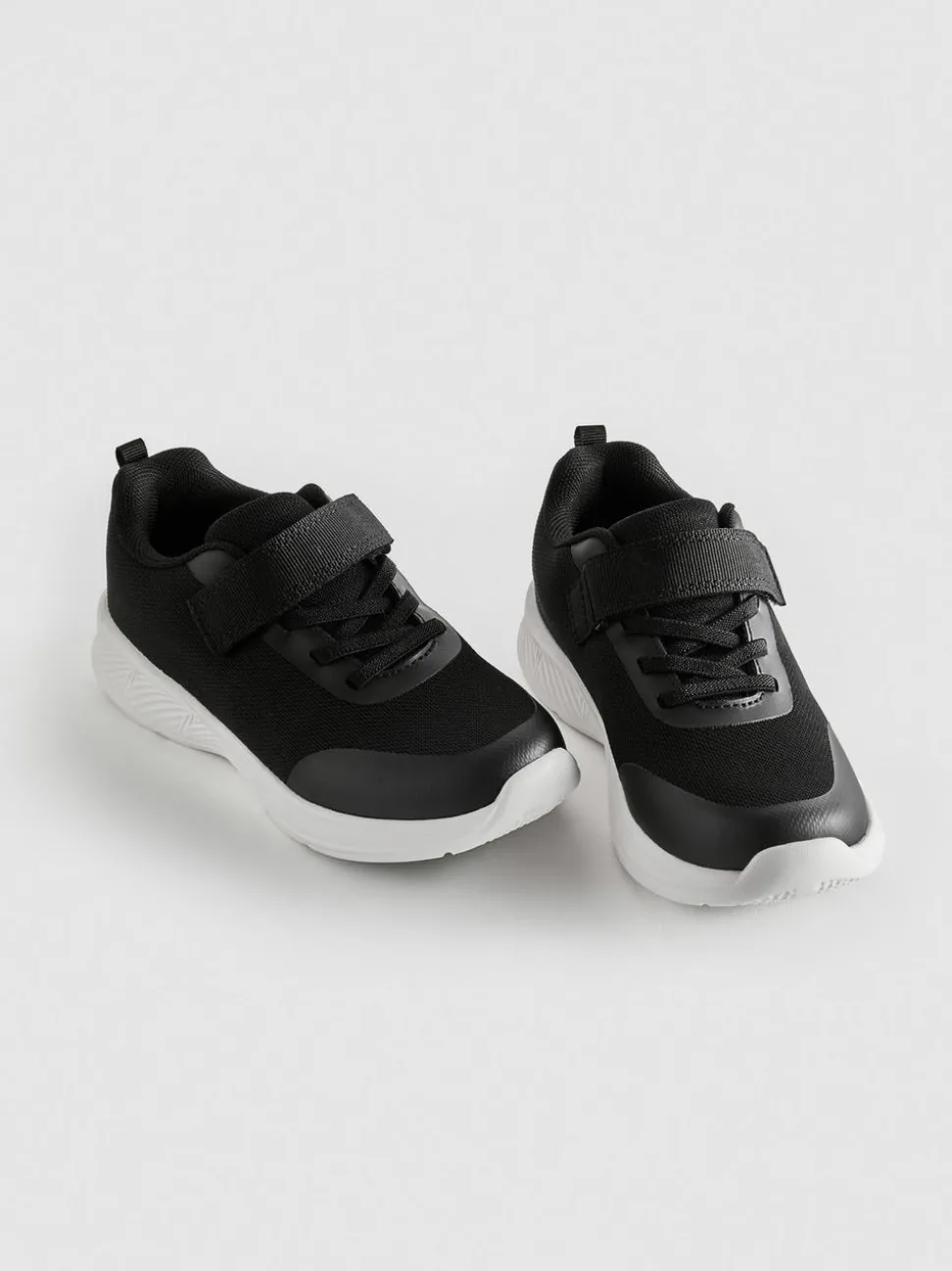 Low-Top-Sneaker