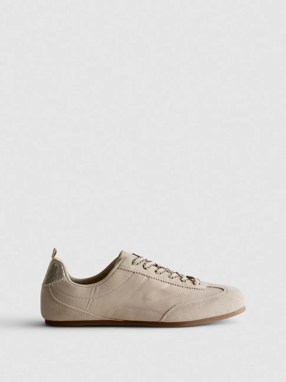 Low-Top-Sneaker