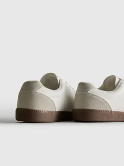 Low-Top-Sneaker