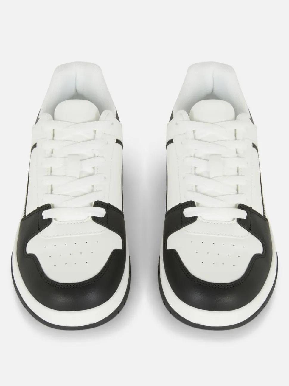 Low-Top-Sneaker