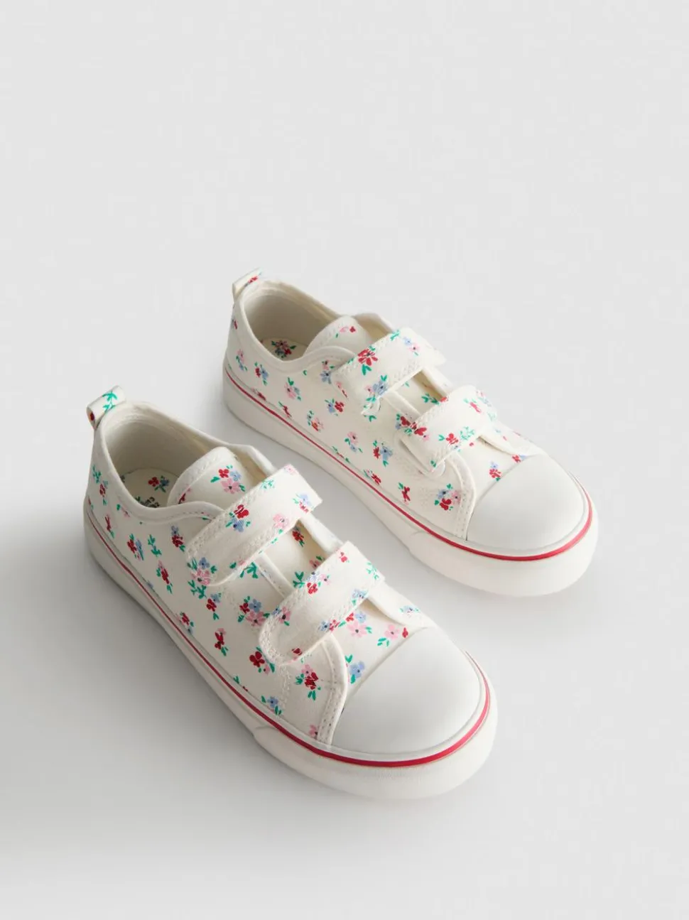 Low-Top-Sneaker aus Canvas mit Blumenmuster