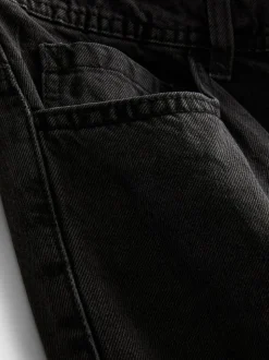 Lässige Jeans mit geradem Bein und mittlerer Leibhöhe