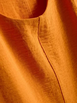 Lässiges Rundhalsshirt aus atmungsaktivem Stoff