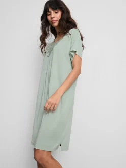 Lässiges Schlafshirt mit hohem Modalanteil