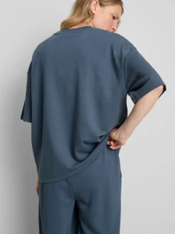 Lässiges T-Shirt mit hohem Baumwollanteil
