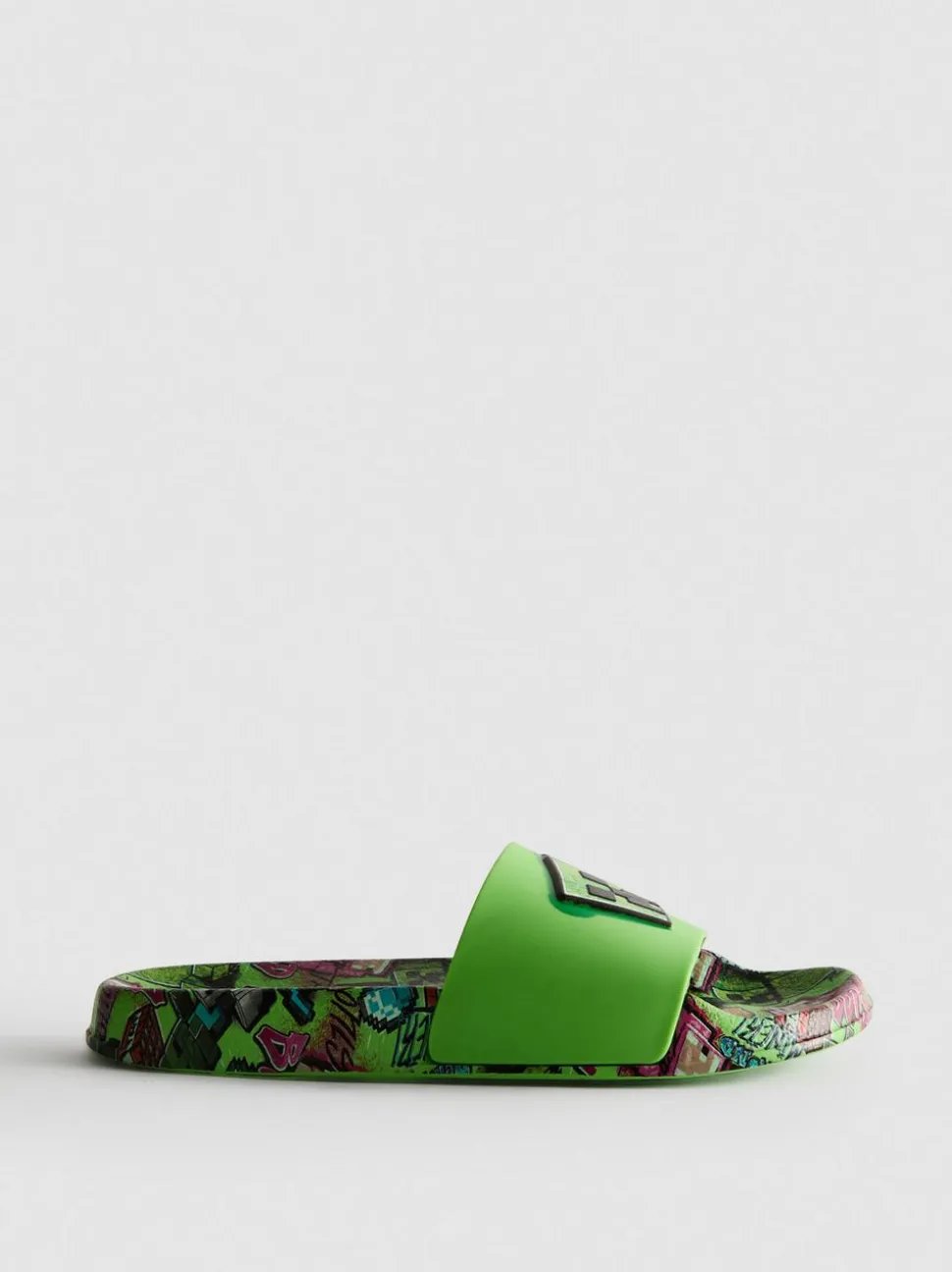 „Minecraft“ Badesandalen