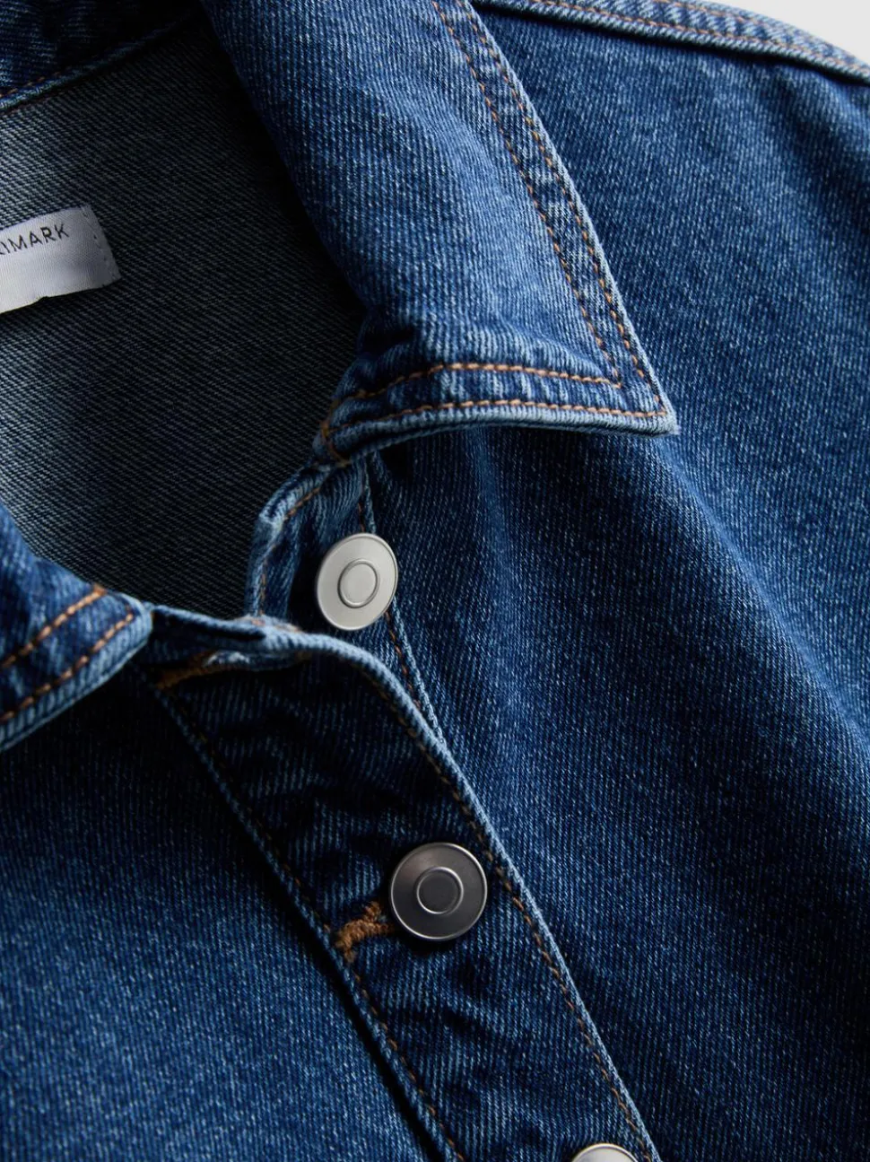 Mini-Etuikleid aus Baumwoll-Denim mit Kragen