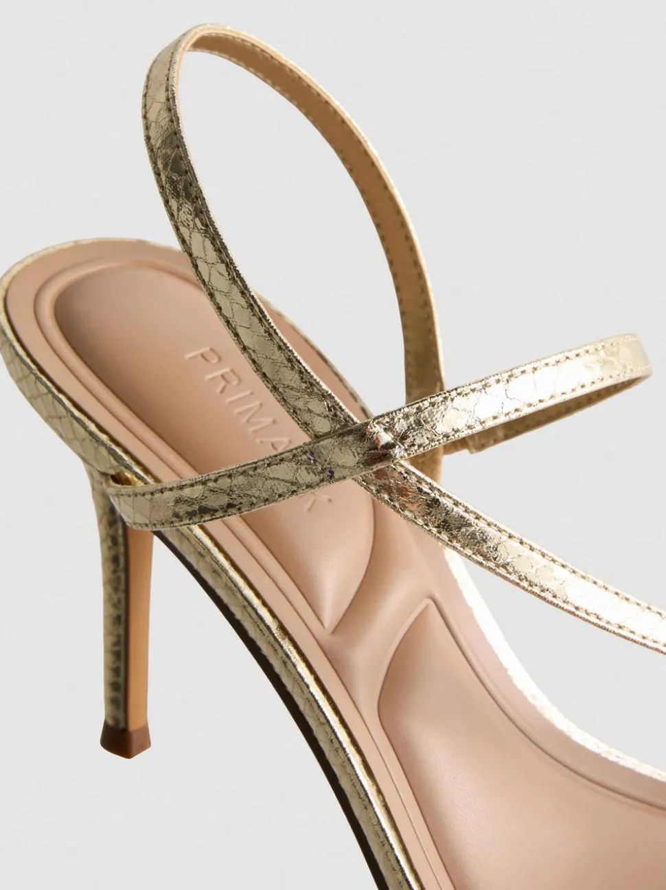 Minimalistische Sandalen mit Absatz