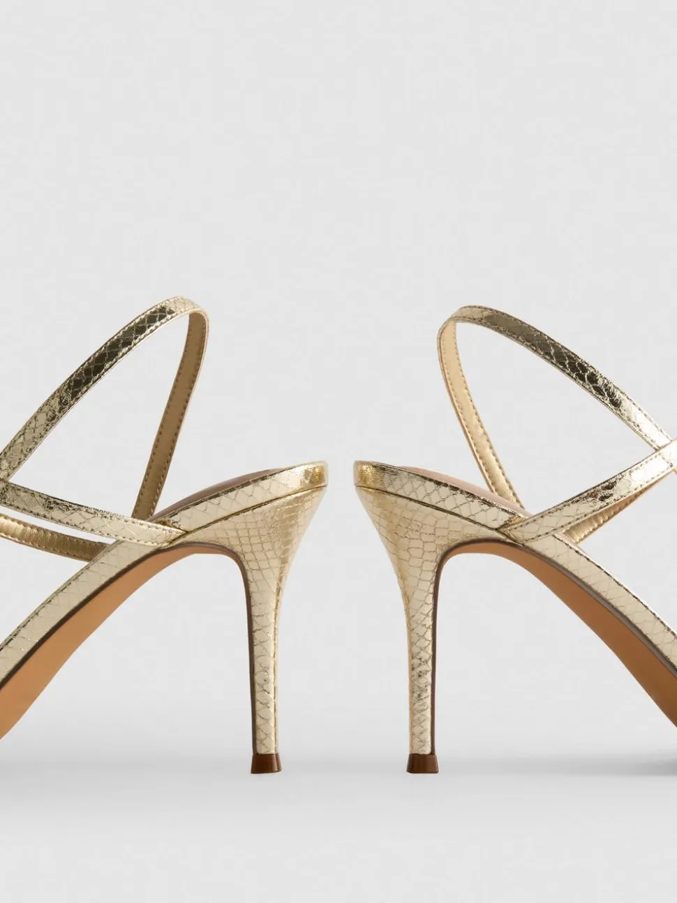 Minimalistische Sandalen mit Absatz