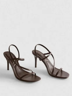 Minimalistische Sandalen mit Absatz
