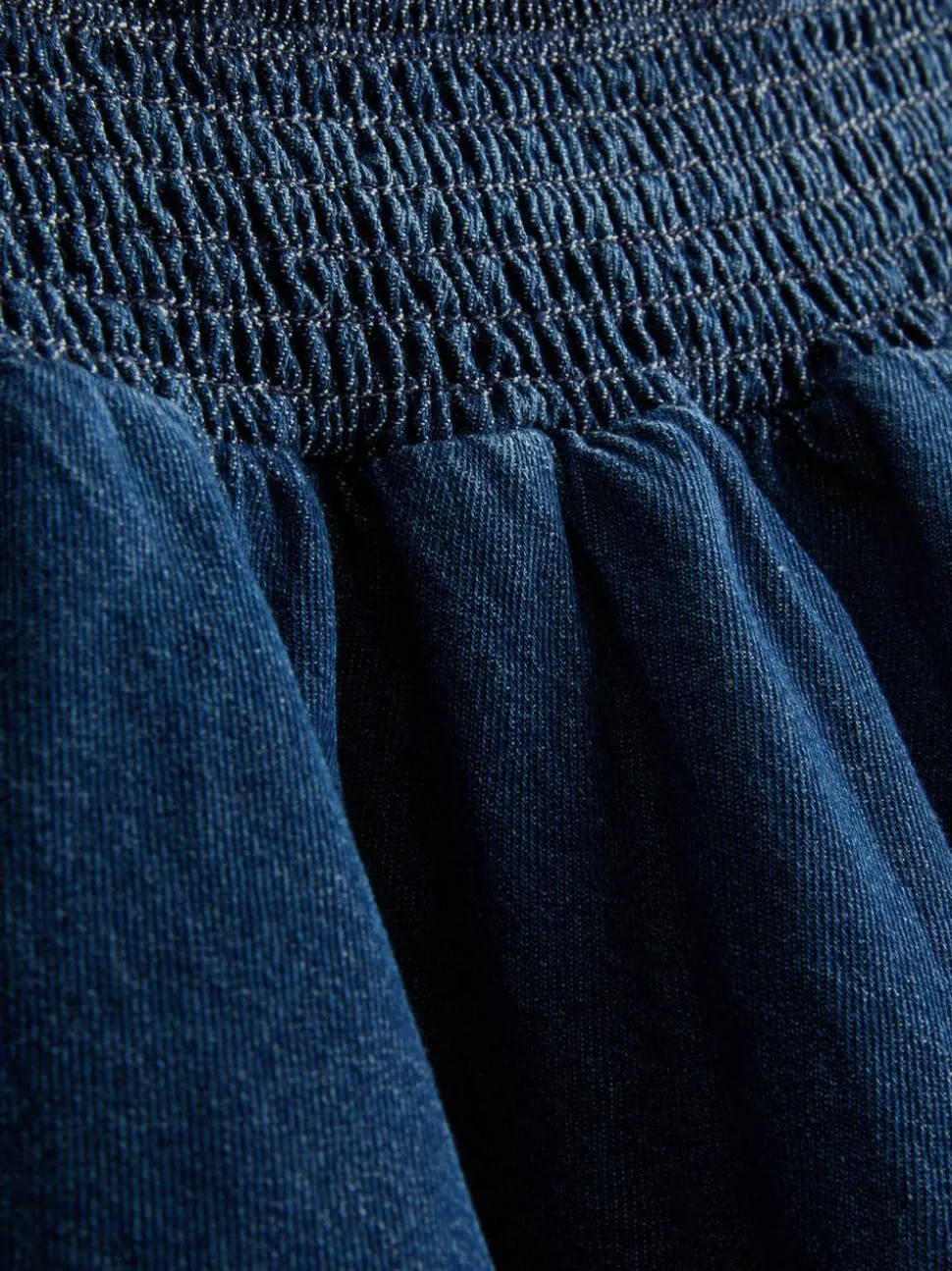 Minirock aus Baumwoll-Denim mit Rüschen