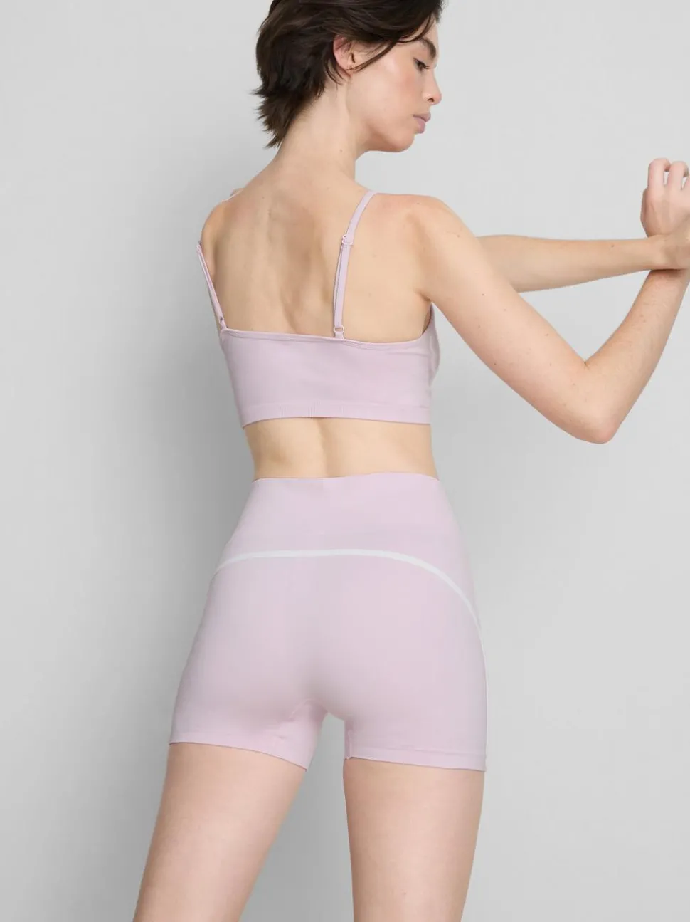 Nahtlose, figurformende Active-Shorts