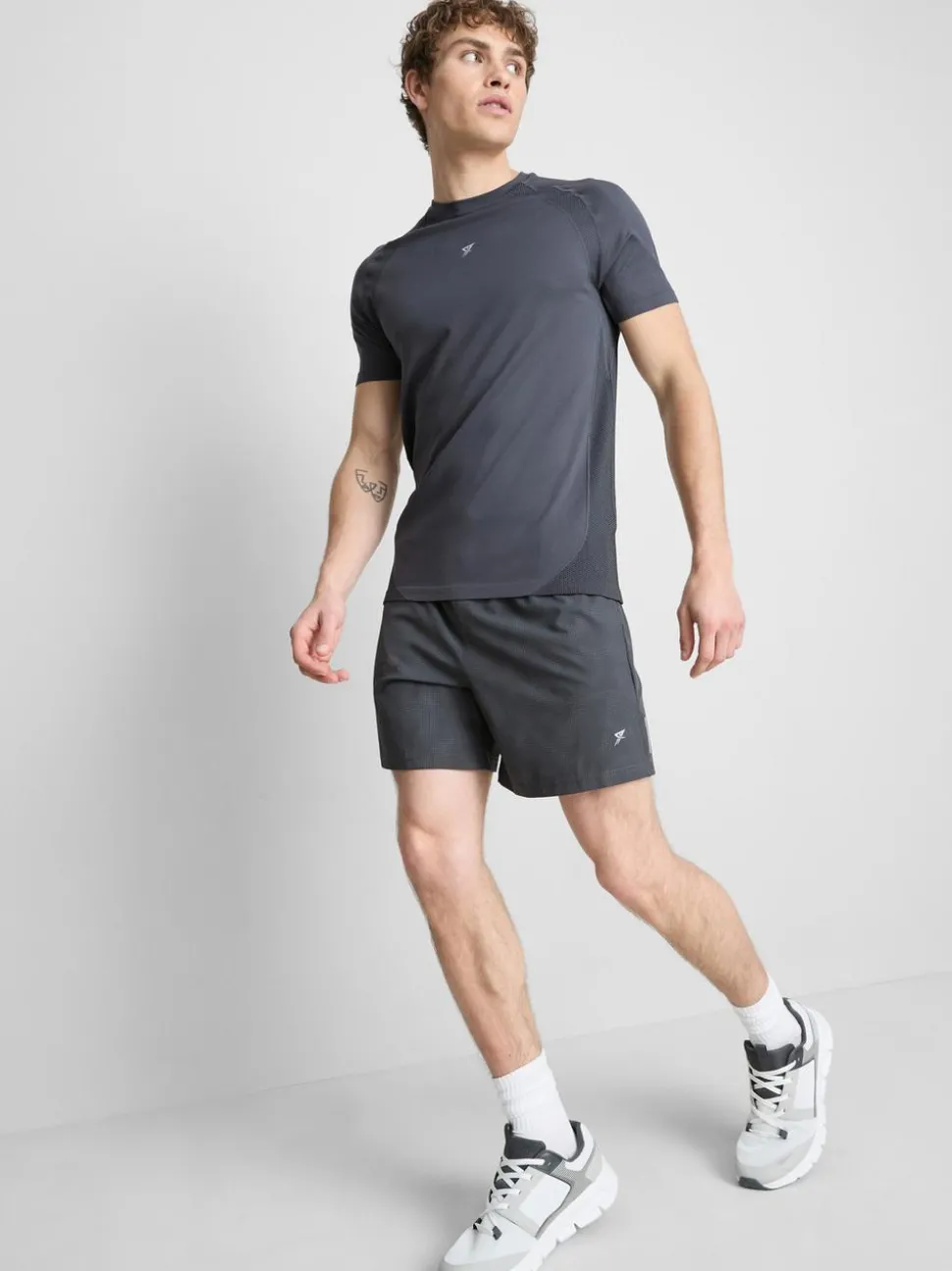 Nahtloses Fitness-T-Shirt