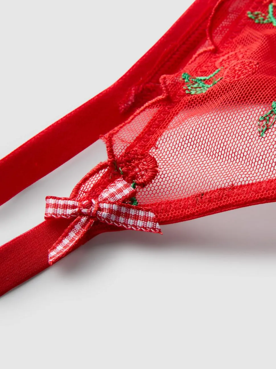 Netzstoff-Unterwäscheset mit Kirsch-Stickerei