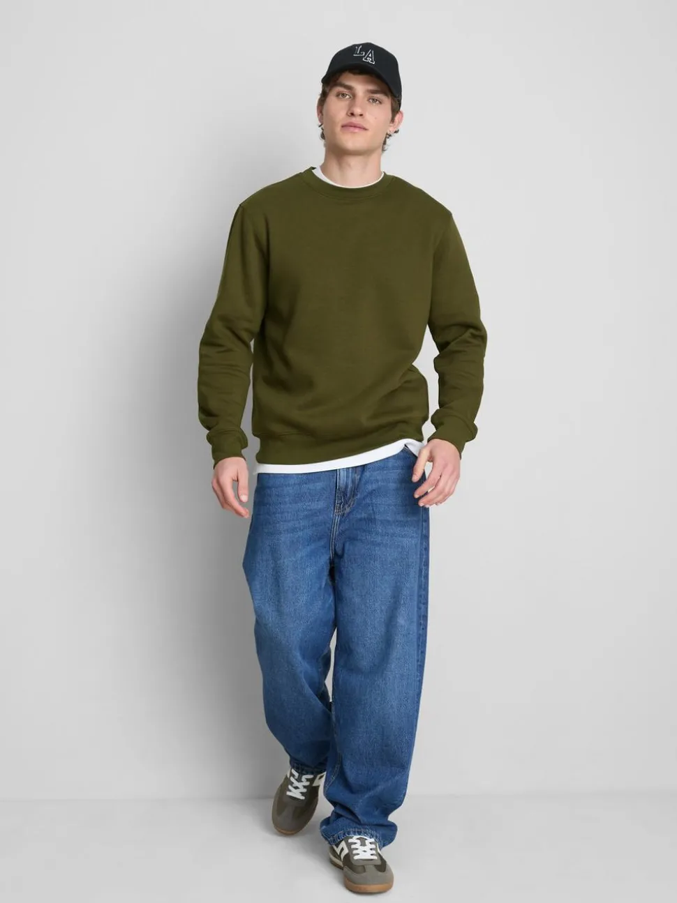 Regular-Fit-Sweatshirt