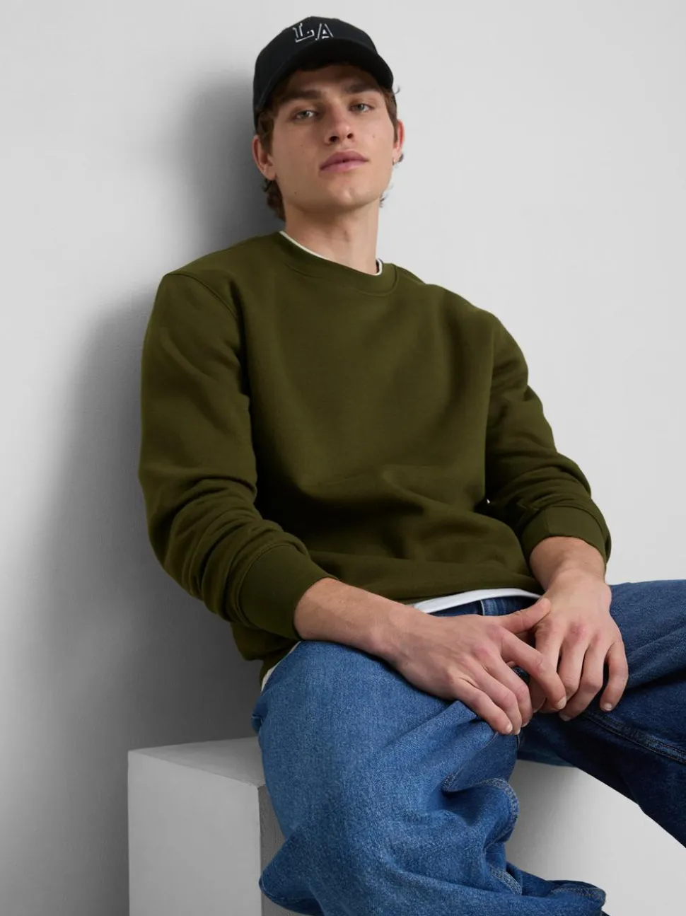Regular-Fit-Sweatshirt