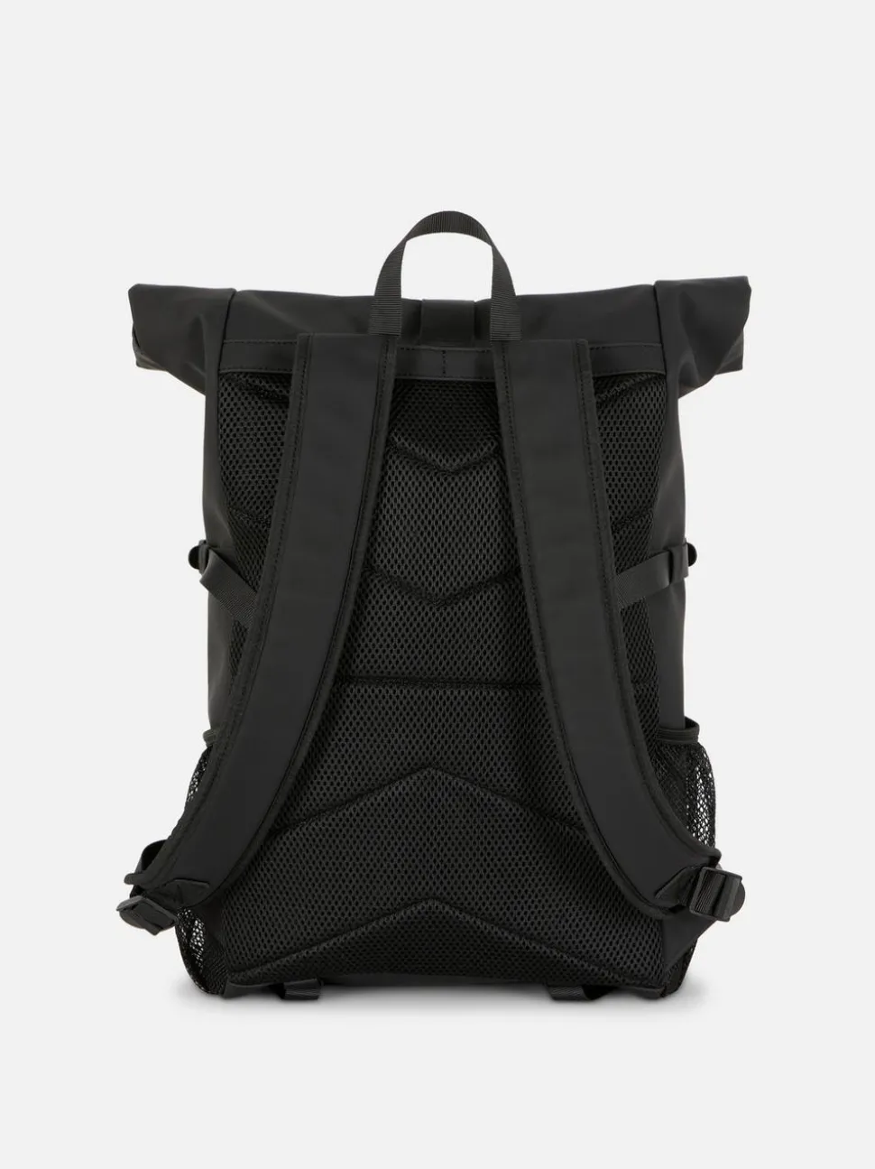 Rucksack mit eingerollter Öffnung