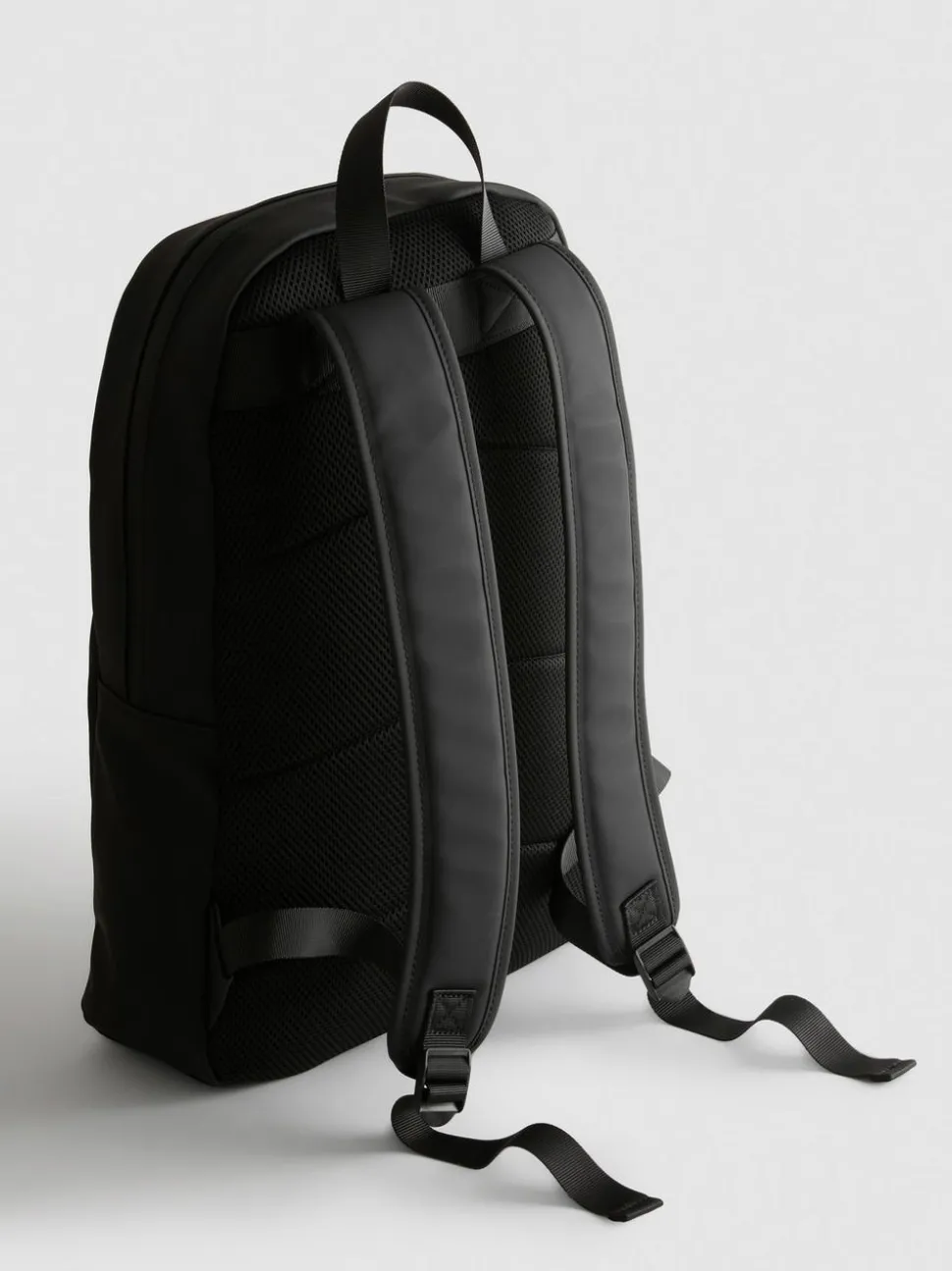 Rucksack mit Reißverschlussfach