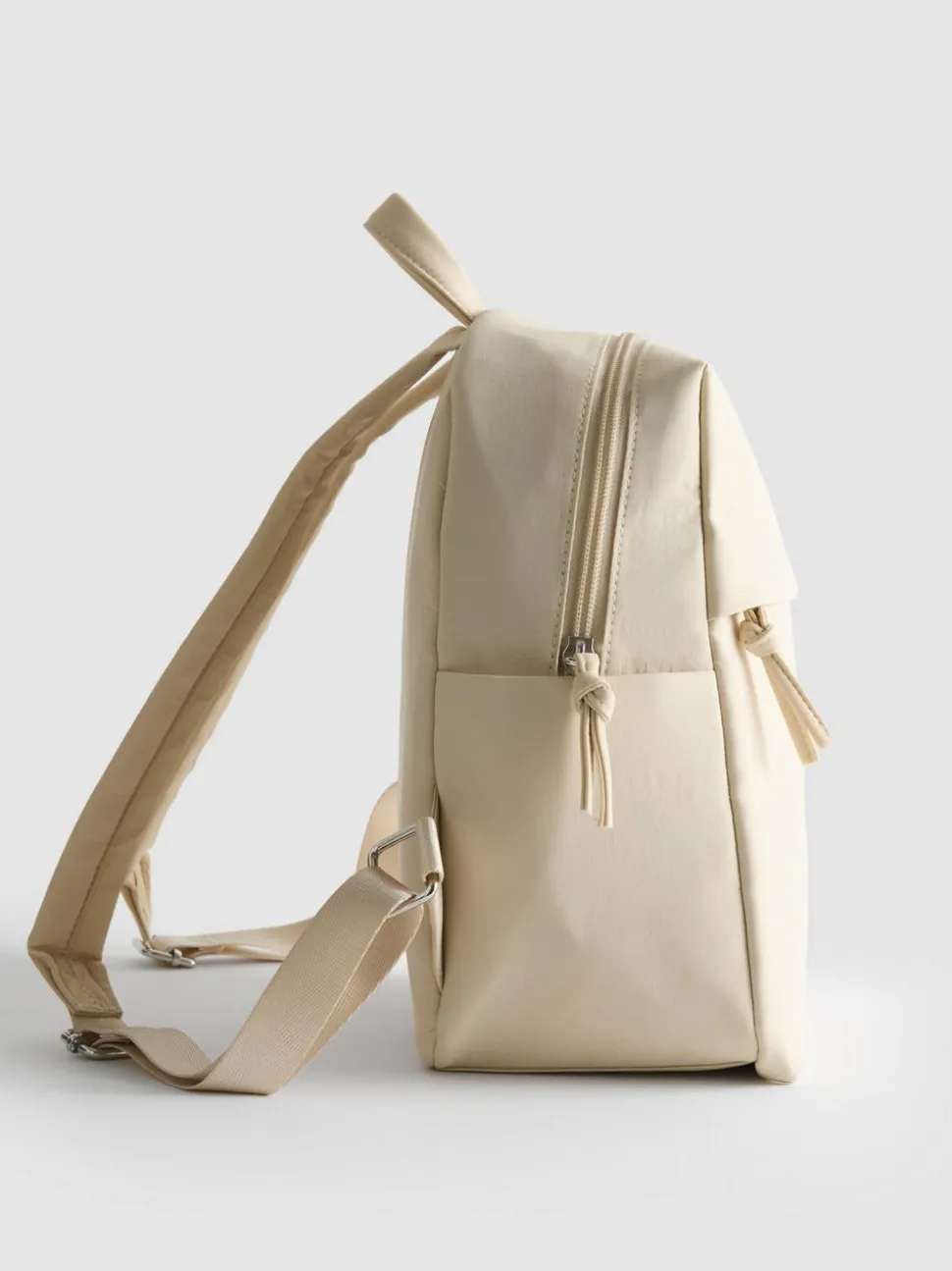 Rucksack mit Reißverschlussfach