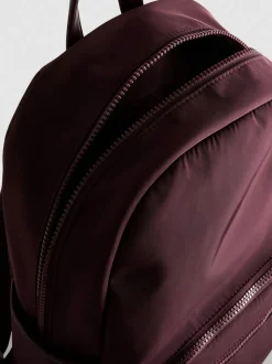 Rucksack mit Reißverschlussfach