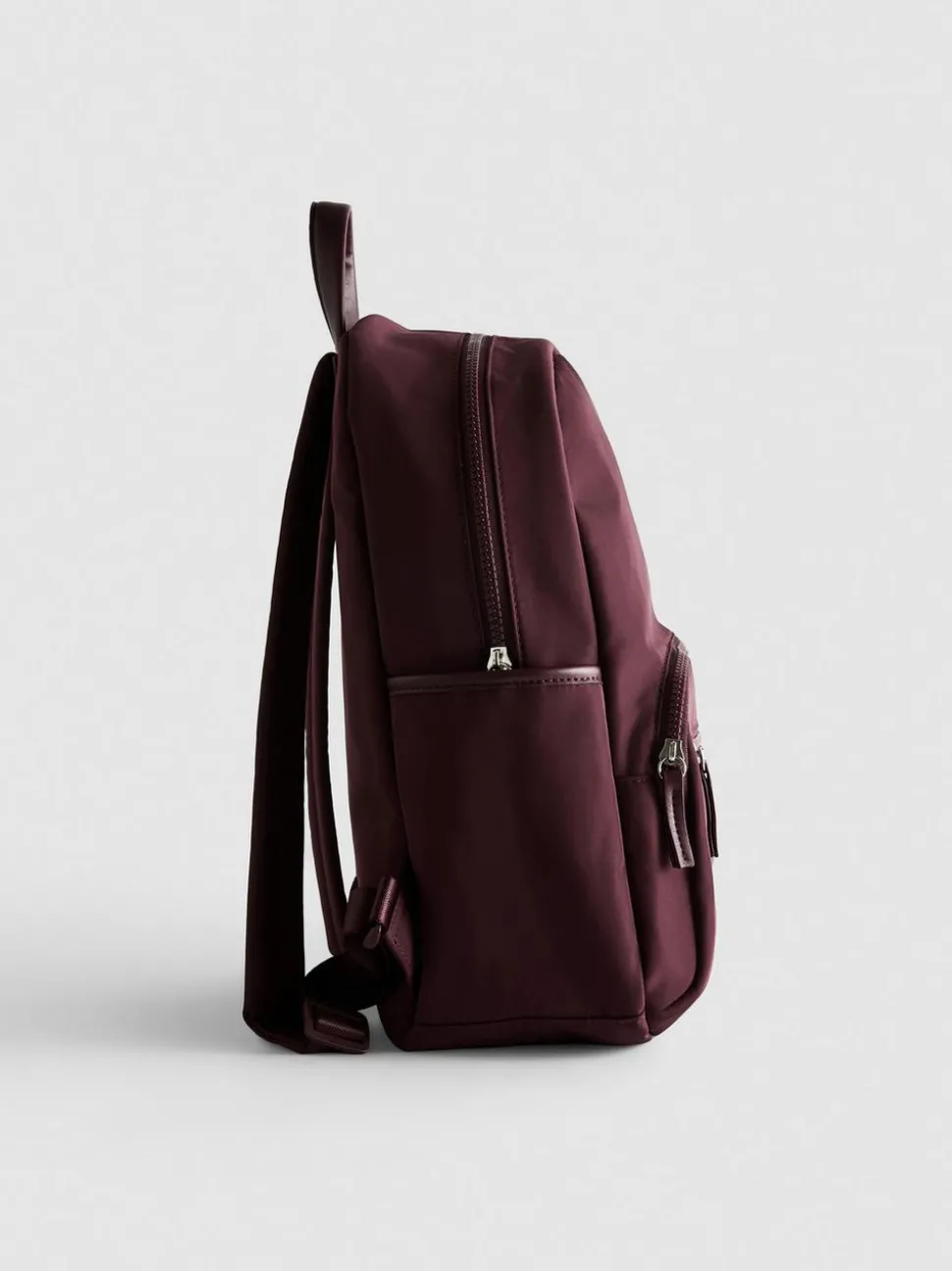 Rucksack mit Reißverschlussfach