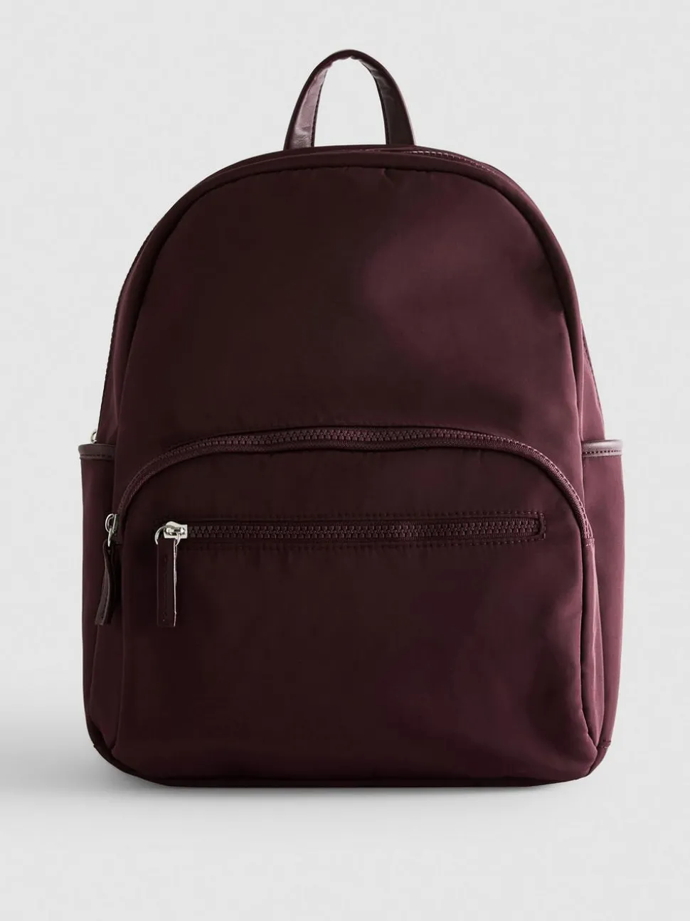 Rucksack mit Reißverschlussfach