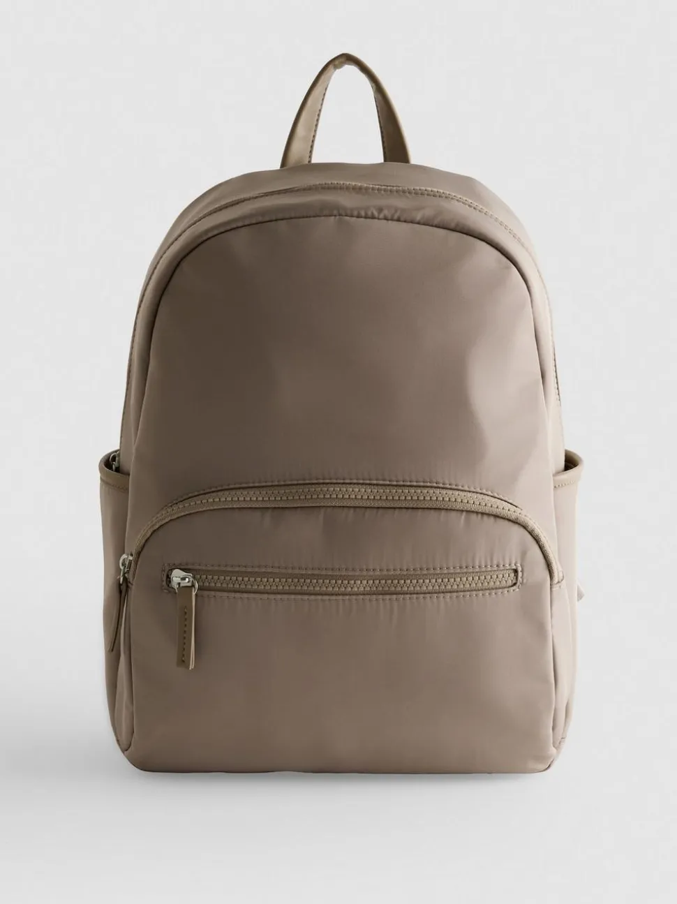 Rucksack mit Reißverschlussfach