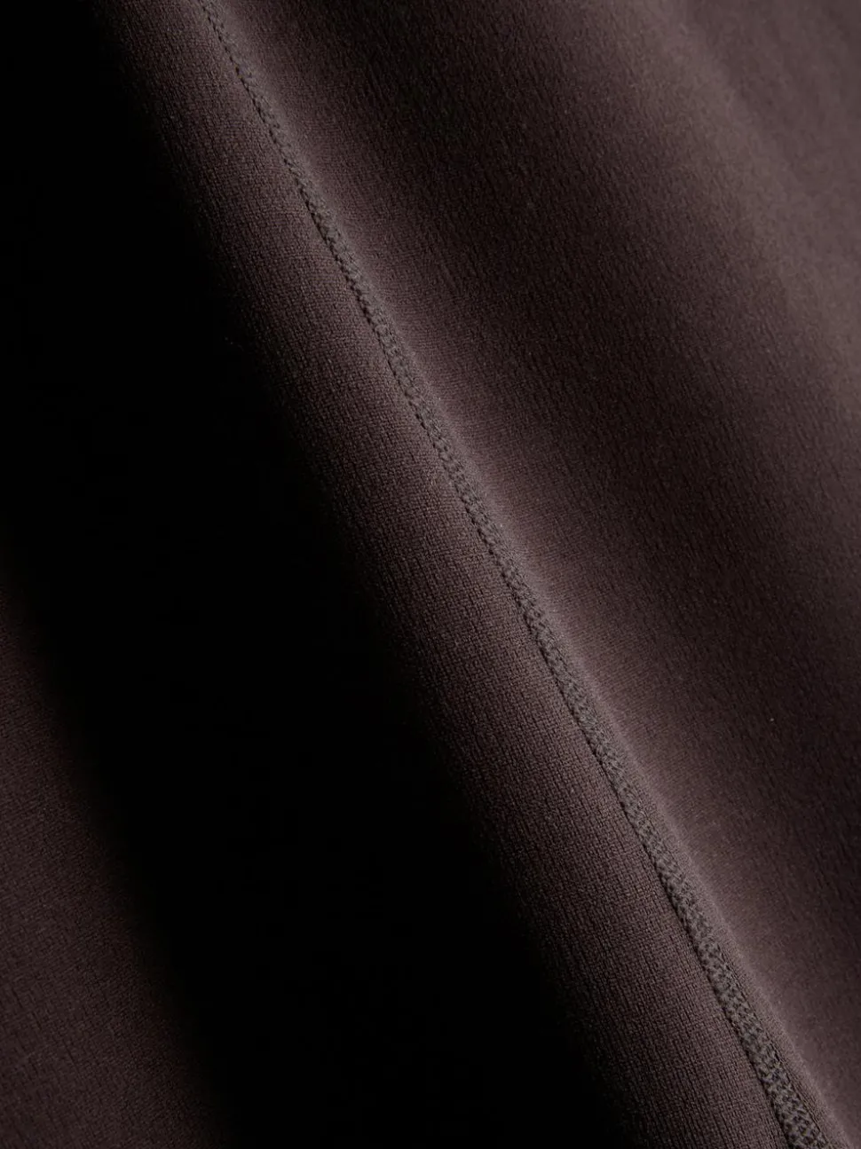 Samt-Leggings mit ausgestelltem Bein