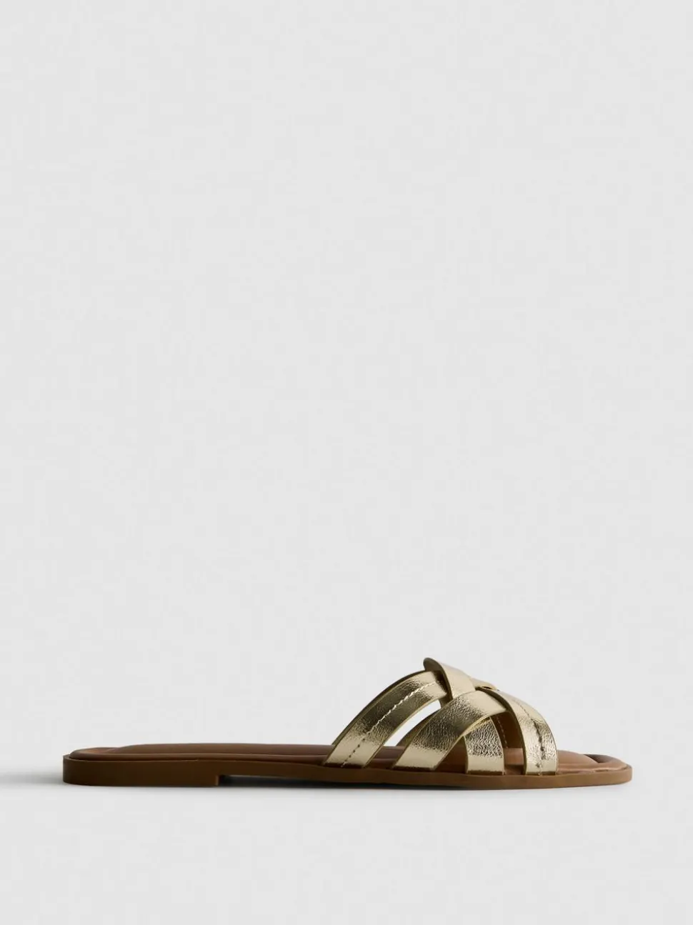 Sandalen aus Kunstleder mit überkreuzten Riemen