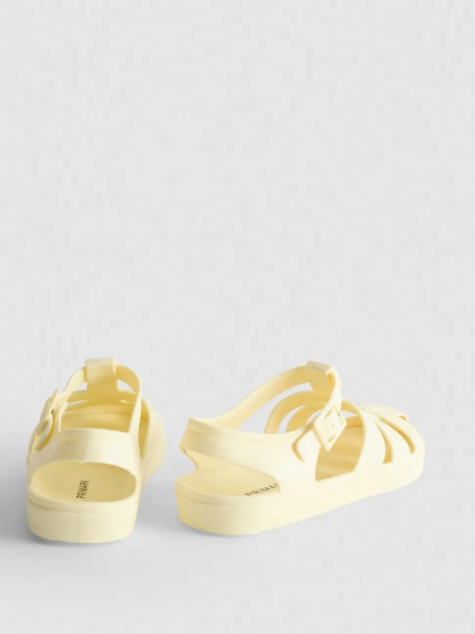 Sandalen aus mattem Kunststoff