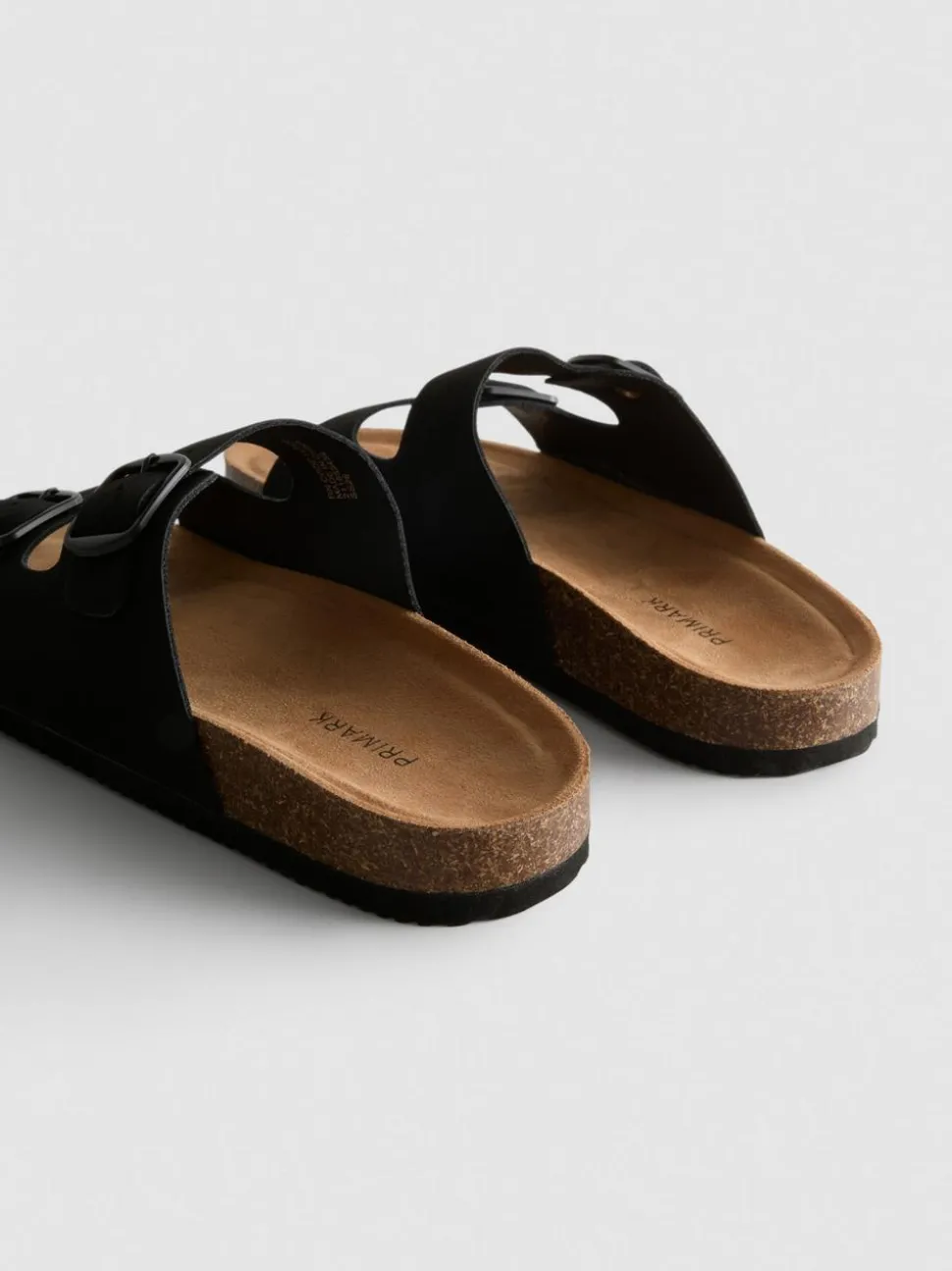 Sandalen mit Doppelschnallenriemen