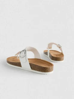 Sandalen mit Schnalle und T-Steg