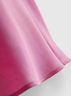 Satin-Negligé mit Spitzenbesatz