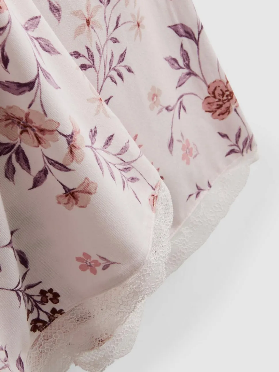 Schlafanzughose mit hohem Modalanteil und Blumenmuster