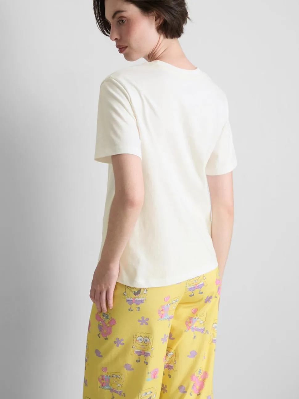 Schlafshirt mit „SpongeBob Schwammkopf OOTD“ Grafik