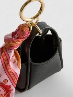 Schlüsselanhänger mit kleiner Tasche