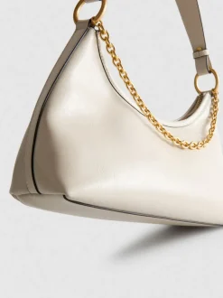 Schultertasche mit Zierkette