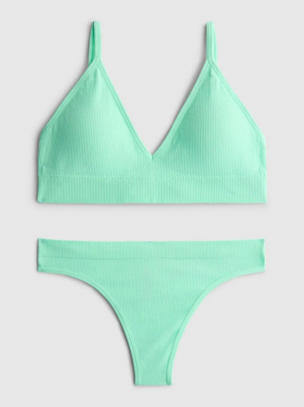 Set mit nahtlosem, gepolstertem Triangel-BH und Tanga