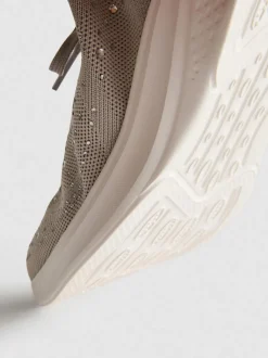 Slip-on-Sneaker mit Strassakzenten
