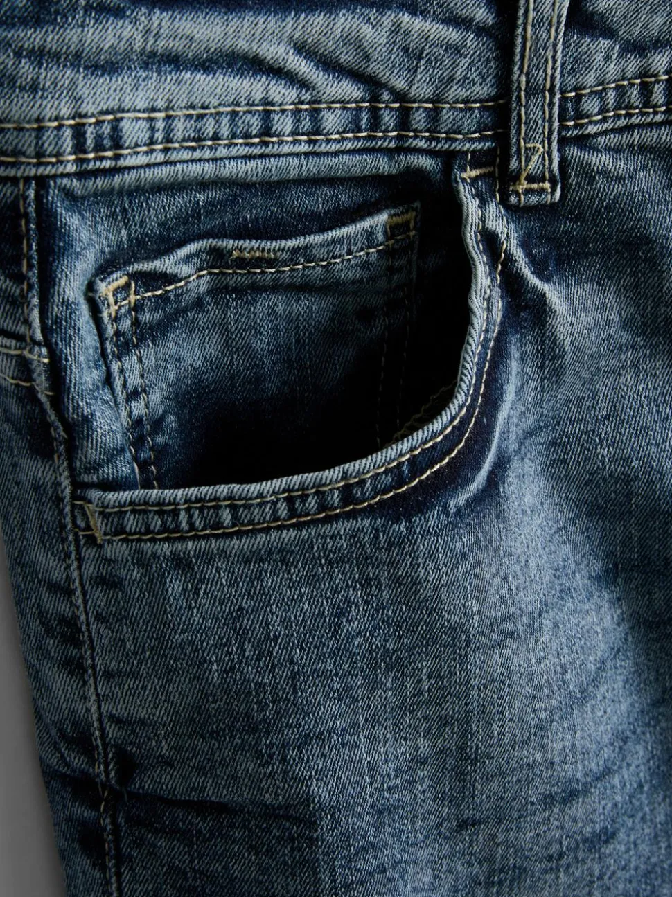 Stretch-Jeans mit geradem Bein