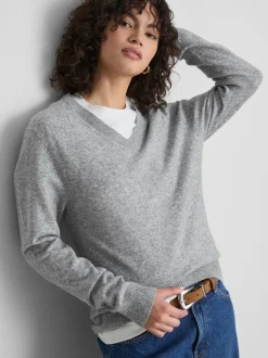 Strickpullover mit V-Ausschnitt
