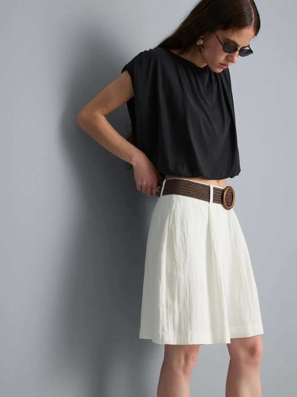 Strukturierte Bermudashorts mit Gürtel