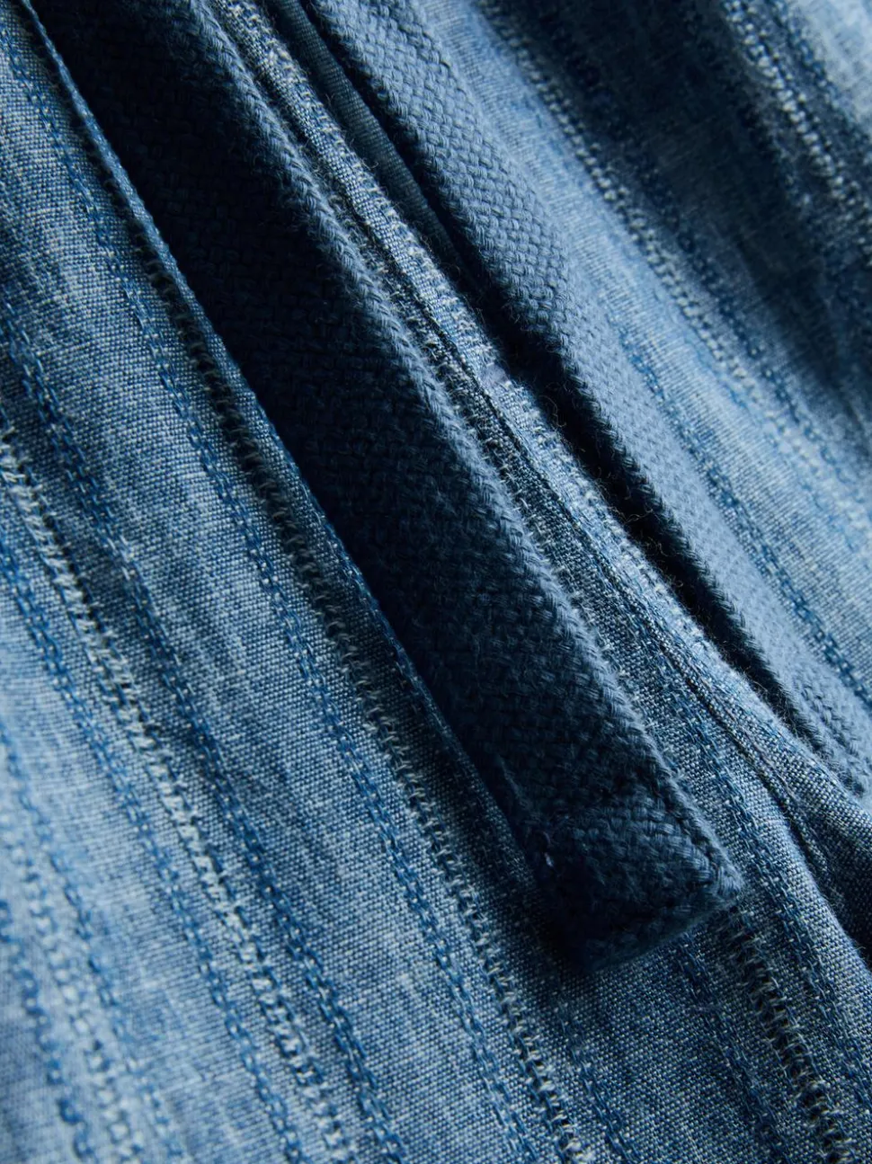 Strukturierte Shorts mit Kordelzug