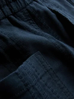 Strukturierte Shorts mit Kordelzug