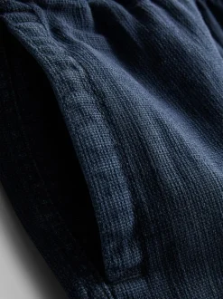 Strukturierte Shorts mit Kordelzug