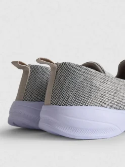Strukturierte Slip-on-Sneaker