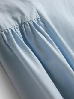 Strukturiertes Minikleid in Korsagen-Optik