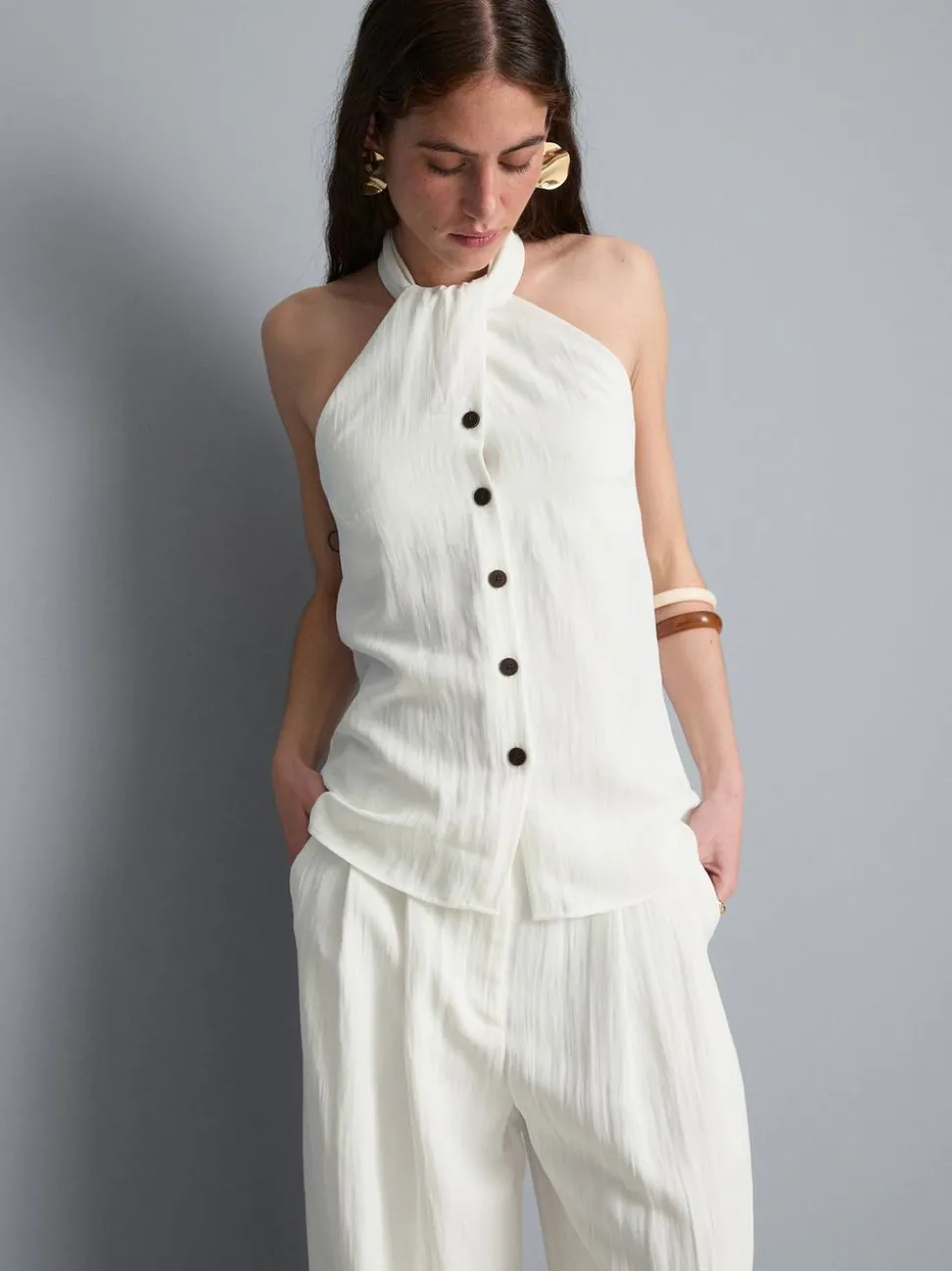Strukturiertes Neckholder-Top mit Knopfleiste