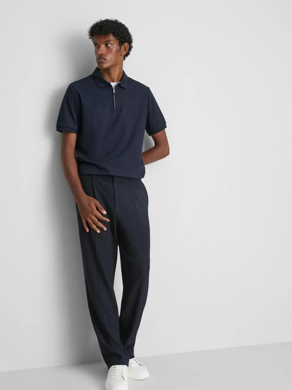 Strukturiertes „The Edit“ Poloshirt mit Reißverschluss