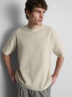 Strukturiertes T-Shirt mit geradem Schnitt